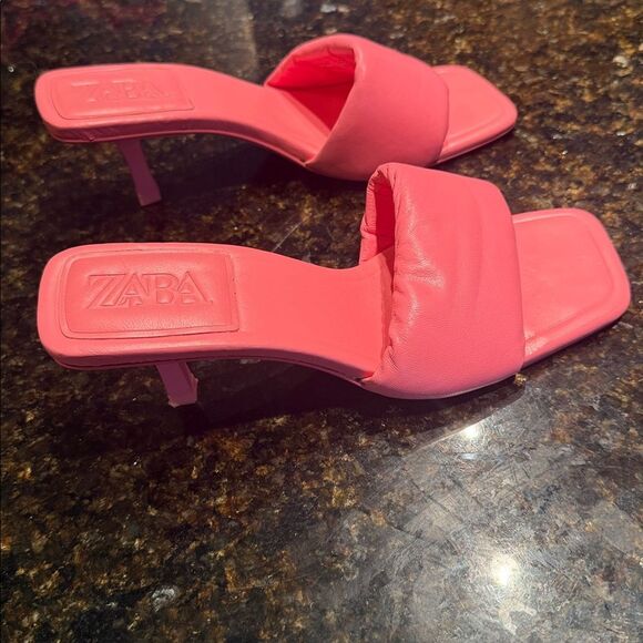 Zara Coral Pink Heels - Thick Comfortable Shoe Casual Size 7.5 LIKE NEW - Picture 4 of 5